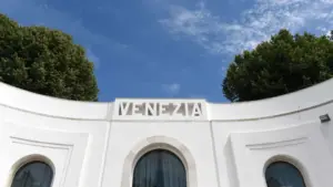 There are 3 artists competing to represent Portugal in Venice. Who are they?