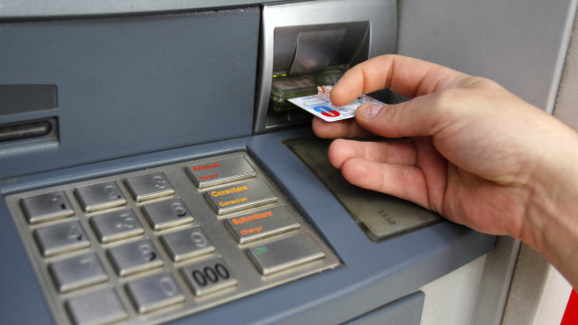Faz transferências bancárias? Fraudes afundaram 77% com esta medida
