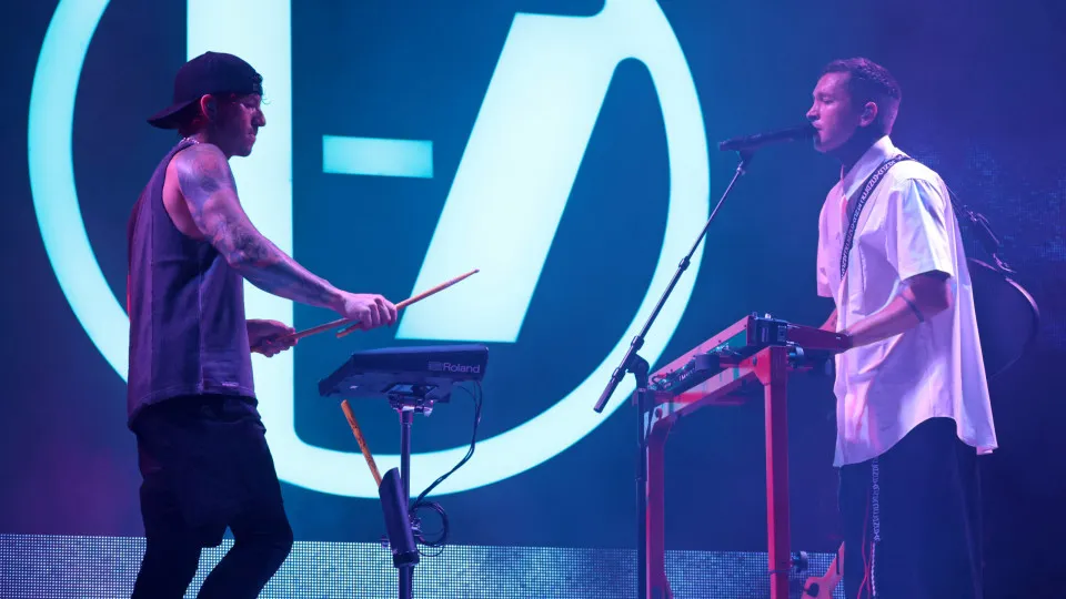 Twenty One Pilots debut in Portugal at NOS Alive.