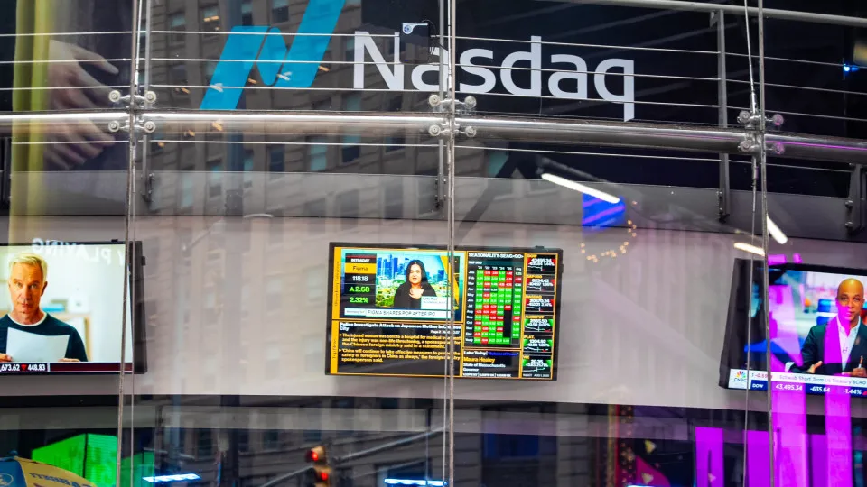 Wall Street opens higher confident in a drop in key rates in the US