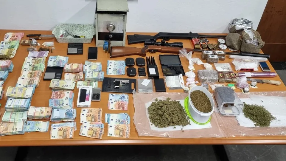 8 suspects of trafficking arrested in Gaia and Porto and drugs seized