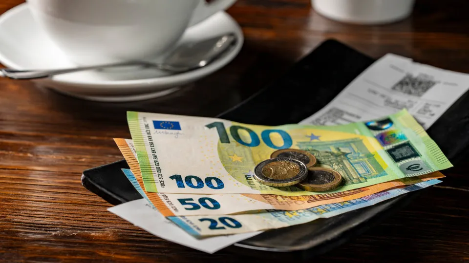 After all, what is the importance of putting the taxpayer number on the invoice?