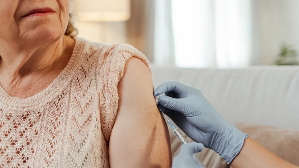 Almost 75% of people over 80 vaccinated against the flu