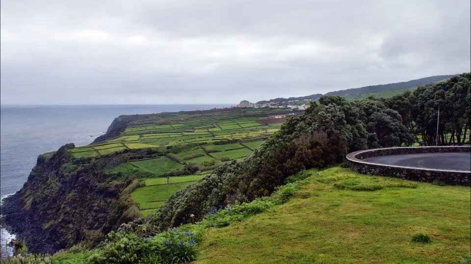 Analyses of gases on Terceira Island did not detect significant anomalies