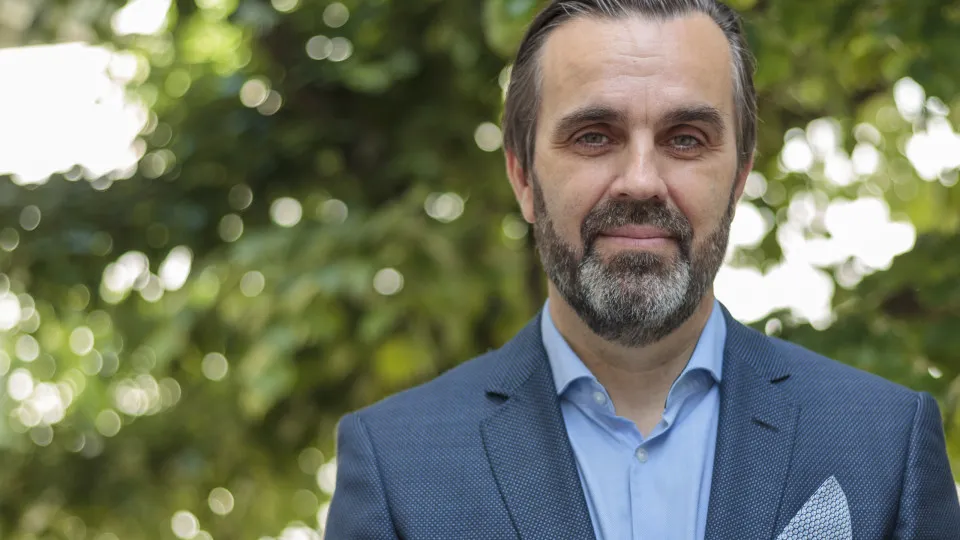 Bastonário urges the Ministry of Health to meet with temporary workers