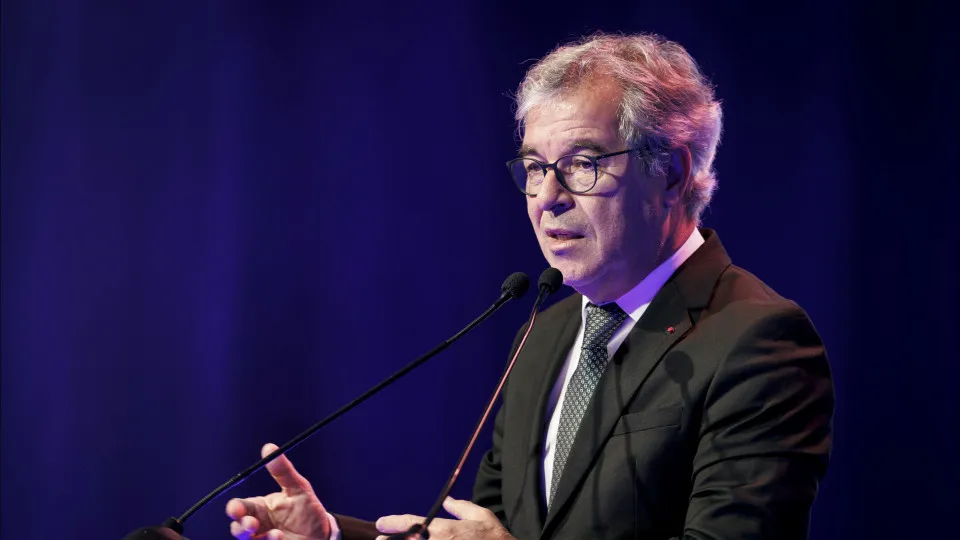 Business forum in Maputo justifies Africa as a "priority" for Brazil.