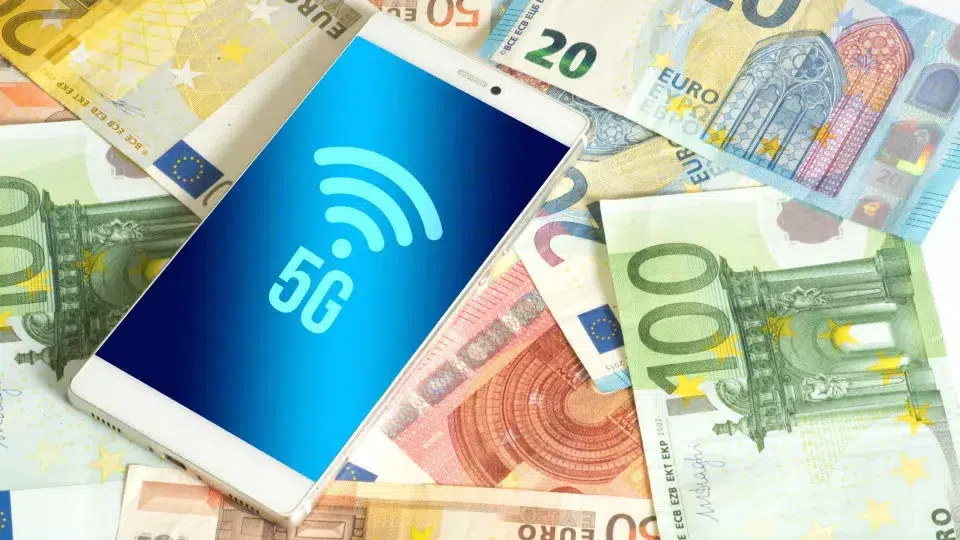 Cell phone, TV, internet: What are the cheapest tariffs currently?