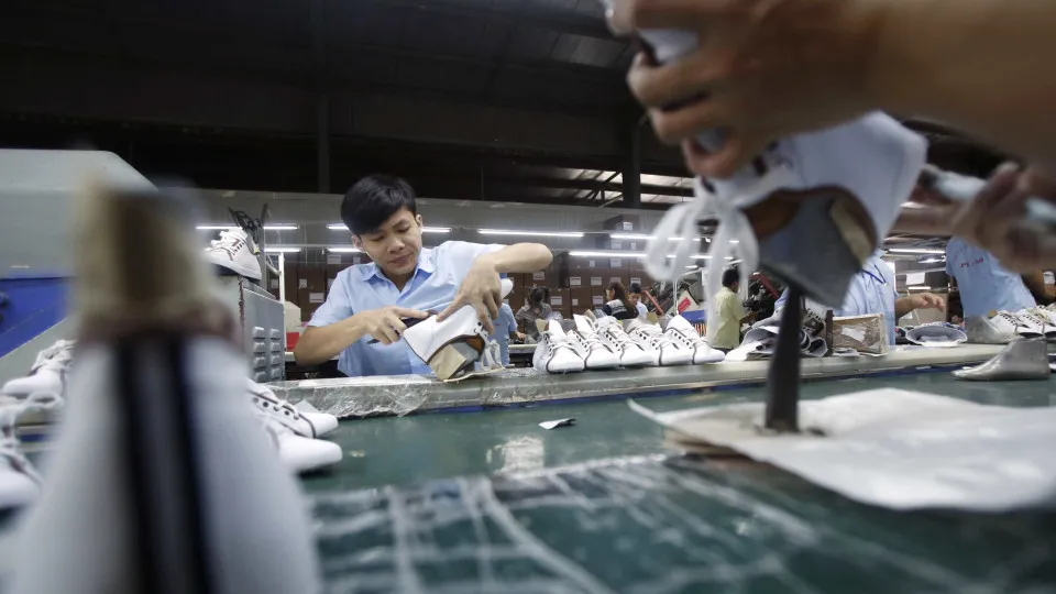 Chinese manufacturing industry slowed growth in October