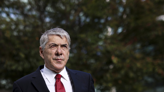 "Convinced that it's the Public Prosecutor's Office providing information." Sócrates files a complaint for violation of privacy.