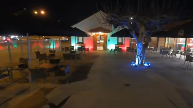 Double homicide in Montijo. Restaurant had several customers inside.