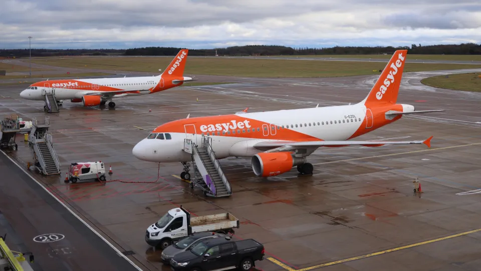 EasyJet's profit rises 9.3% to 563 million until September