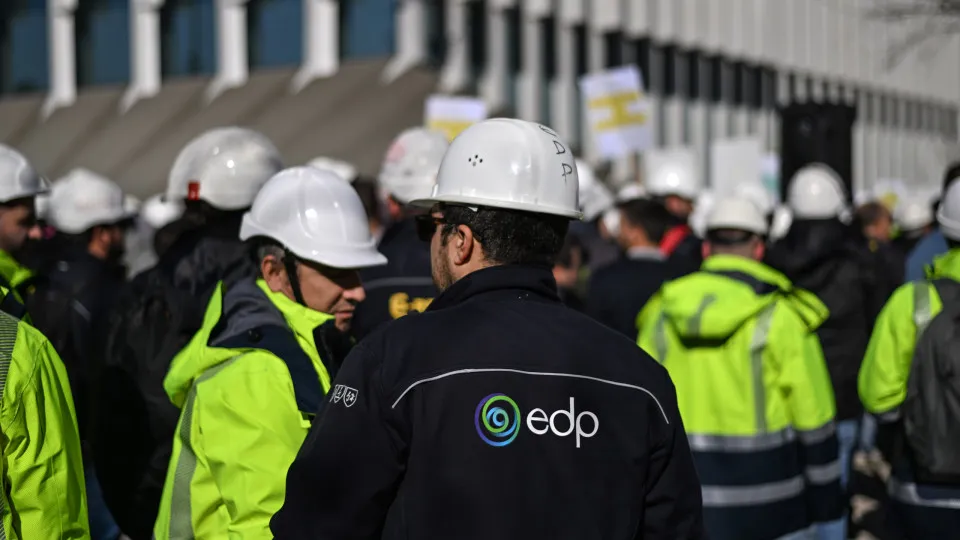 EDP Renováveis' profit falls 49% to 107 million until September