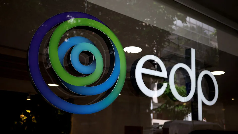 EDP's profit falls 12% to 952 million euros until September