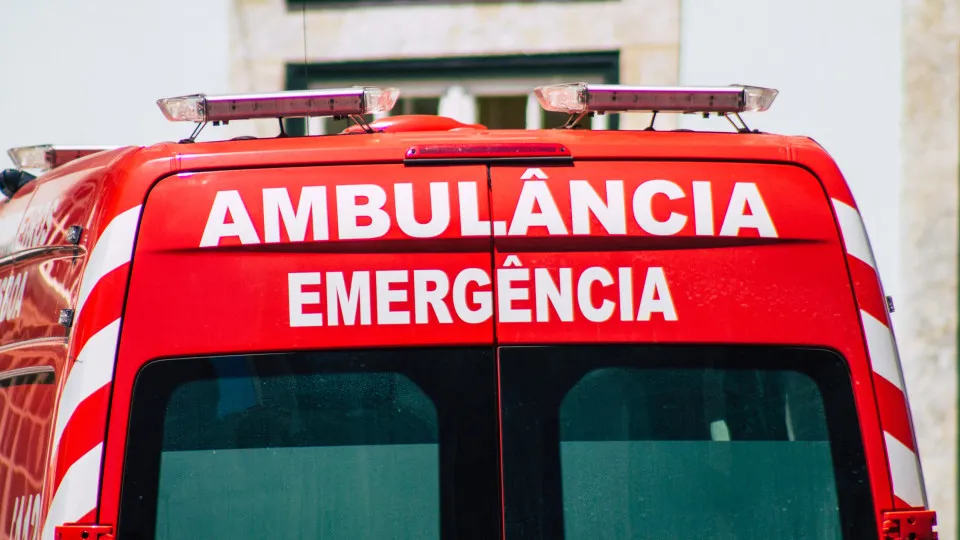 Elderly people argue in a nursing home in Fafe. One of them was injured.