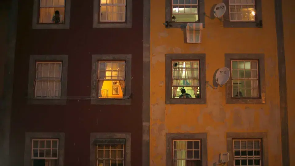 Euribor decreases at 3 months and rises at 6 and 12 months