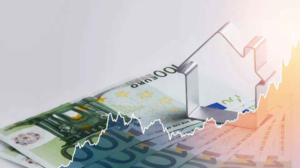 Euribor falls at 3, rises at 6 and 12 months. Ends month with averages rising