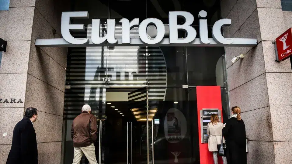 EuroBic/Abanca: Clients ask the BdP to recognize default