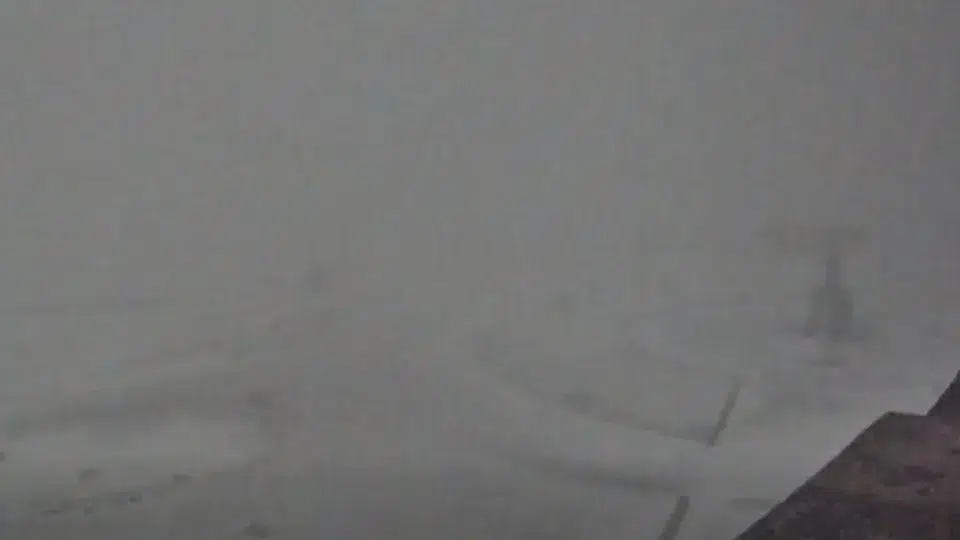 First snow has already fallen in Serra da Estrela (and closed access). Look here