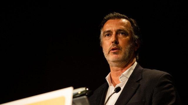 Cotrim Figueiredo defende que flexibilização de regras laborais