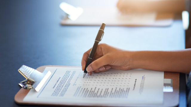 Revisão laboral lança greve: Ponto a ponto, o que muda no trabalho?