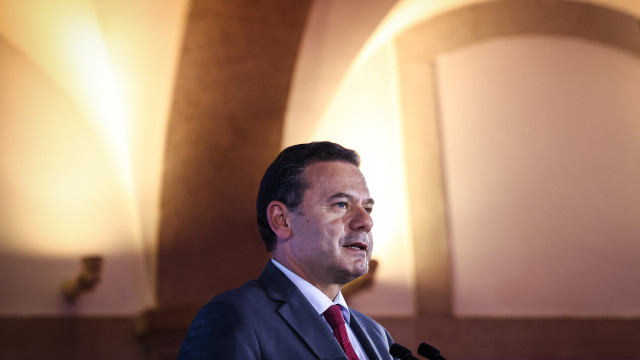 General strike: Montenegro points finger at PCP and PS, Marcelo calls for restraint