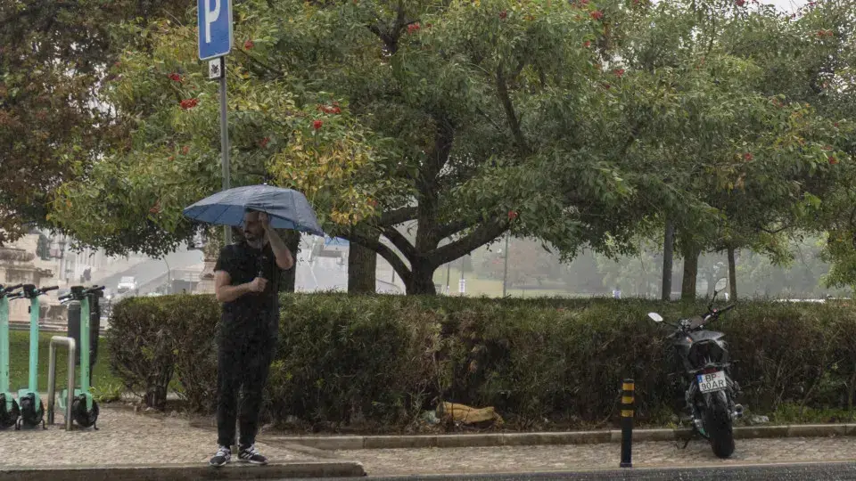 Get ready, the rain is back! But the nights will remain cold.