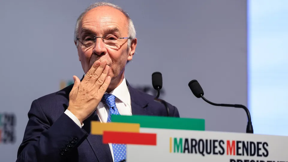 Gouveia e Melo? "Tendency for nonsense, contradictions, or controversies"