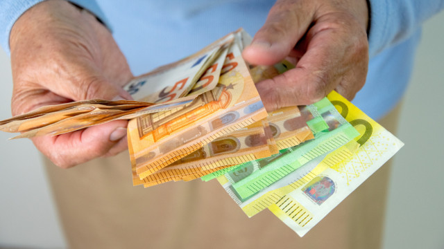 Aumentos até 127€ por mês: Já sabe como vai ficar a sua reforma em 2026?