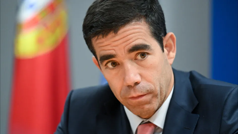 Government approves application for European loan to rehabilitate armored vehicles