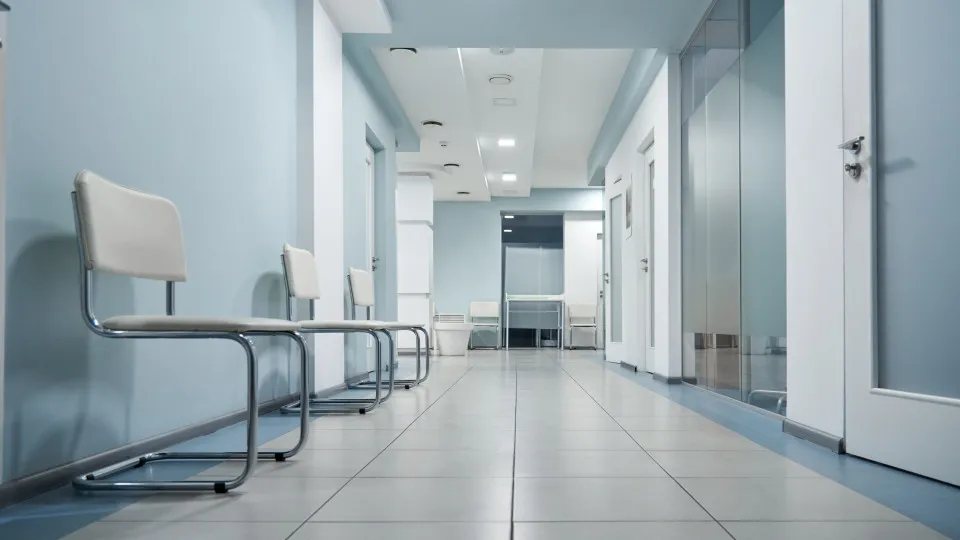 Government approves diplomas for regional emergencies and obstetrics centers