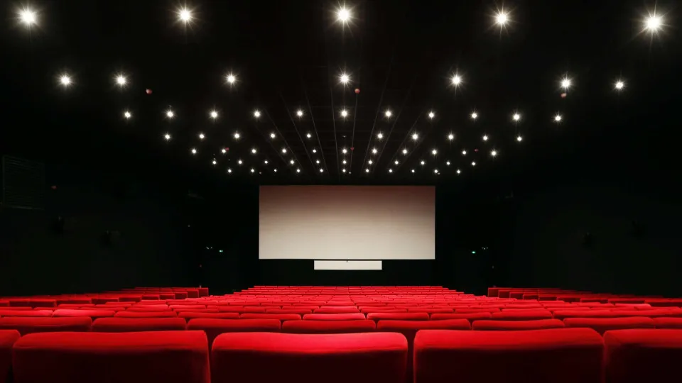 Government creates a working group due to the closure of movie theaters.