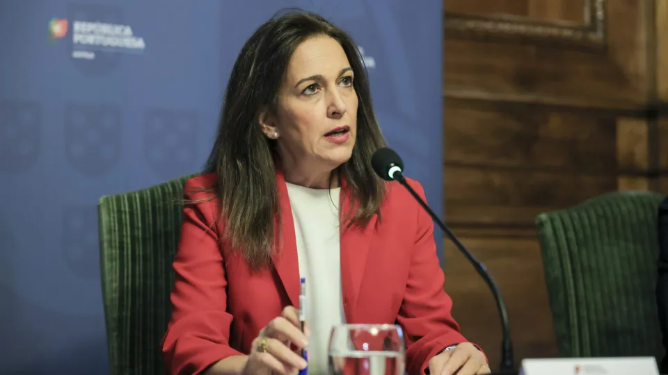 Government says increase in prisoners hinders the closure of Lisbon's prison