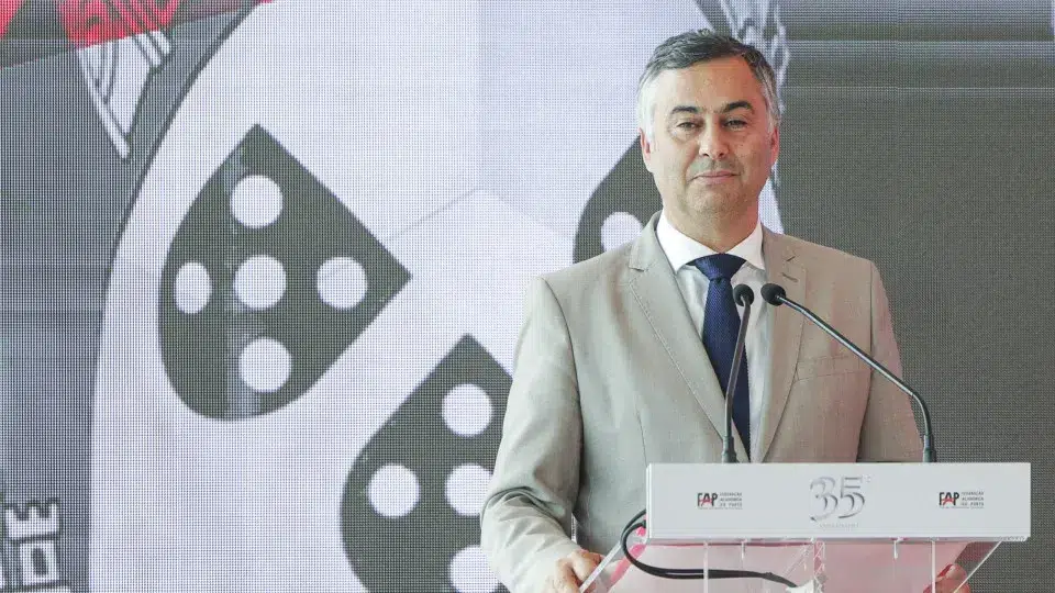 Government will "ease" numerus clausus for access to Higher Education slots