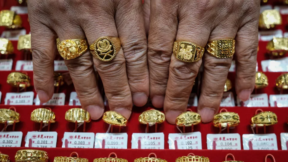 He who sees carats does not see hearts, or how the tradition of gold in Macau is maintained