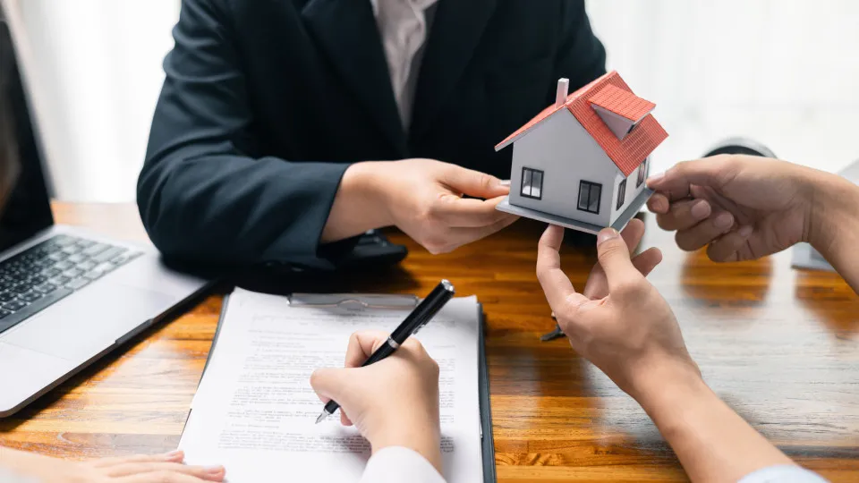 Housing credit accelerates in October for the 22nd consecutive month.