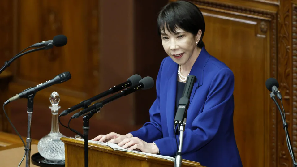 Japan approves 117.5 billion stimulus to mitigate inflation