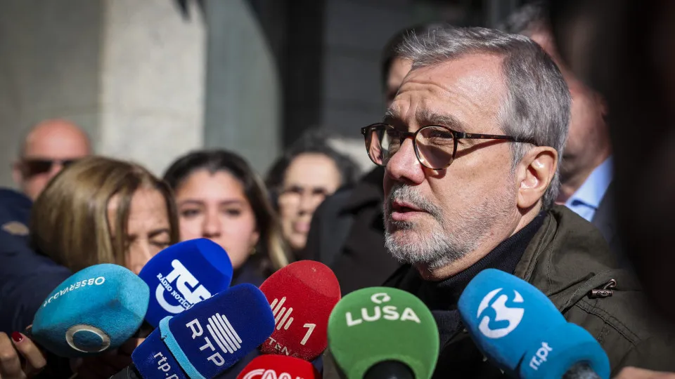 Labor reform? Minister "has no way" and has "difficulty" in explaining