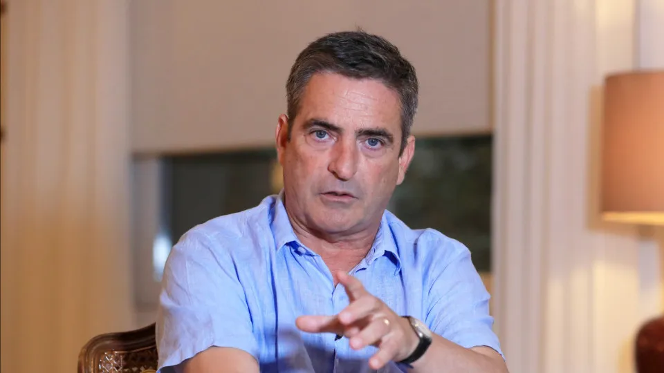 Latin Grammy Awards tonight. Camané and Janeiro are nominated.