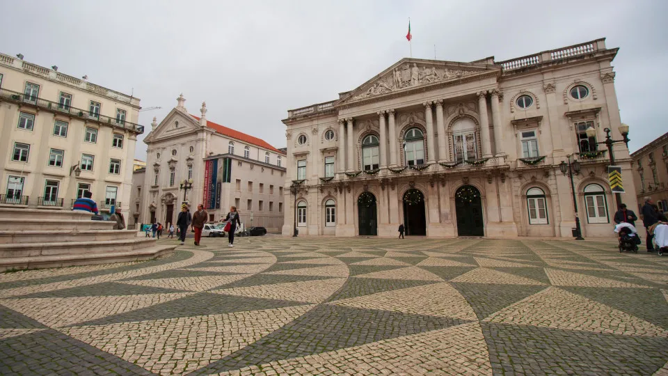 Lisbon conducts exercise to test "emergency meeting points"