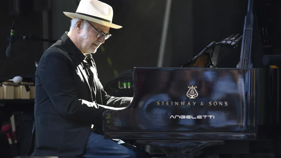 Ludovico Einaudi schedules a third concert at Coliseu dos Recreios in March