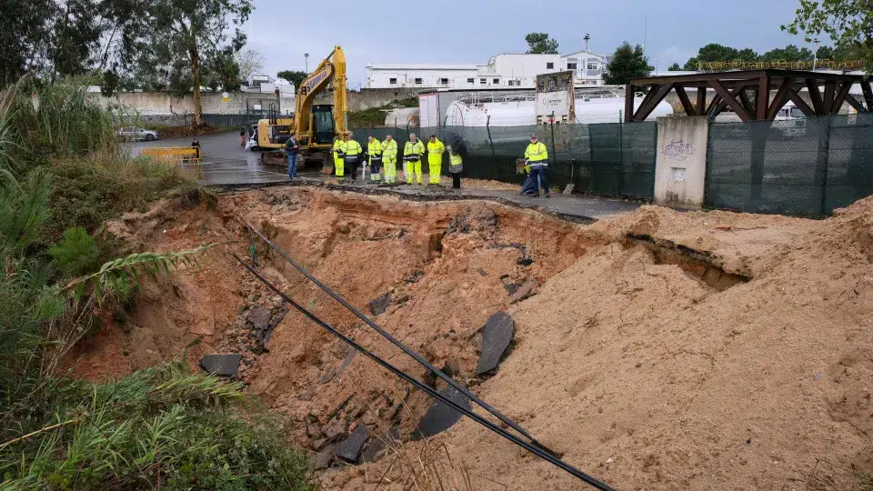 Mainland Portugal recorded 2,434 occurrences between Wednesday and today.