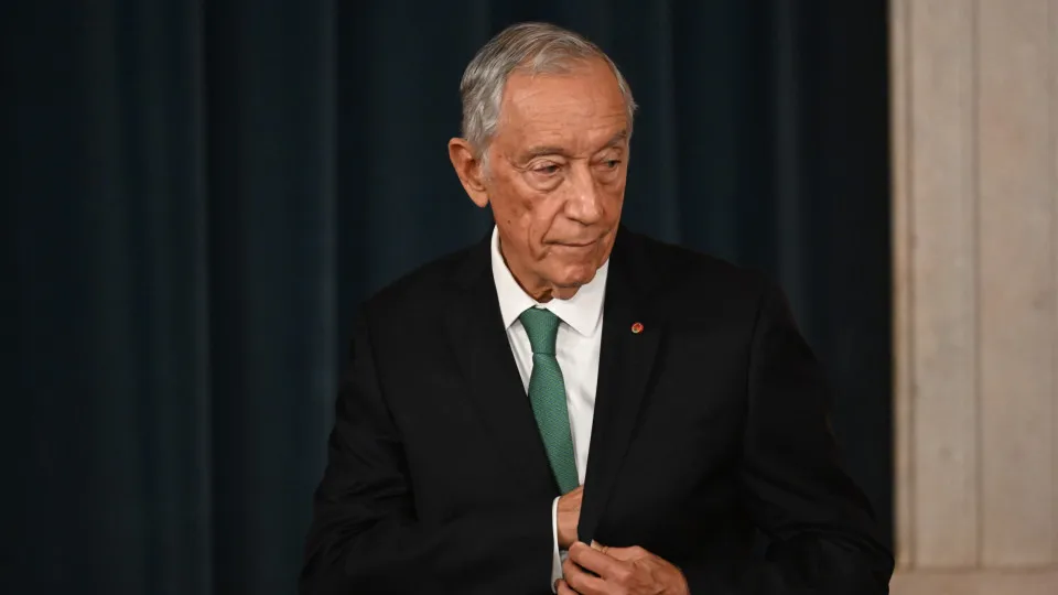 Marcelo praises Portuguese who resisted in Angola