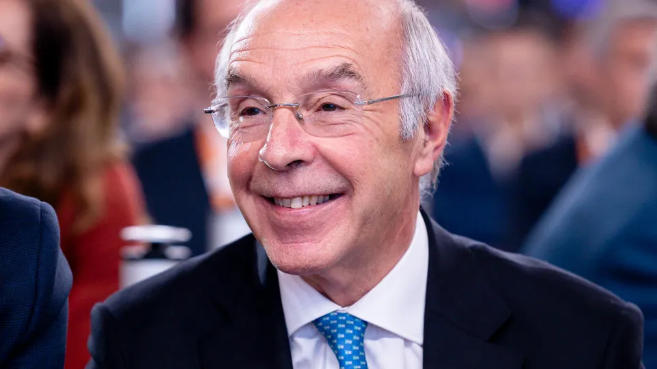 Marques Mendes ahead, but practically tied with Gouveia e Melo