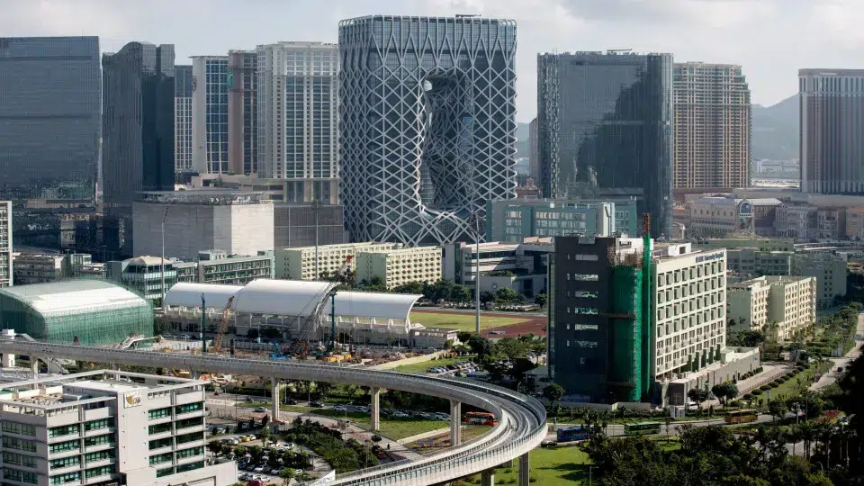 Melco's gaming operator profit in Macau increases by 33% in the 3rd quarter