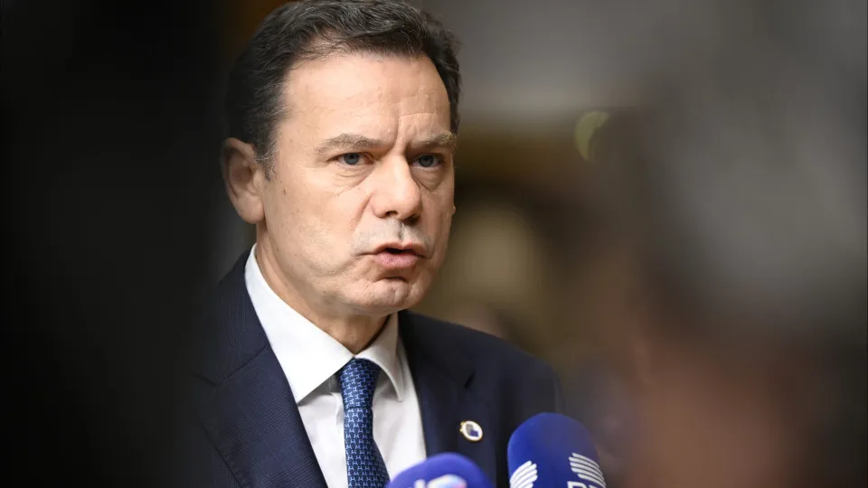 Montenegro argues that the peace plan "does not meet the minimum requirements"