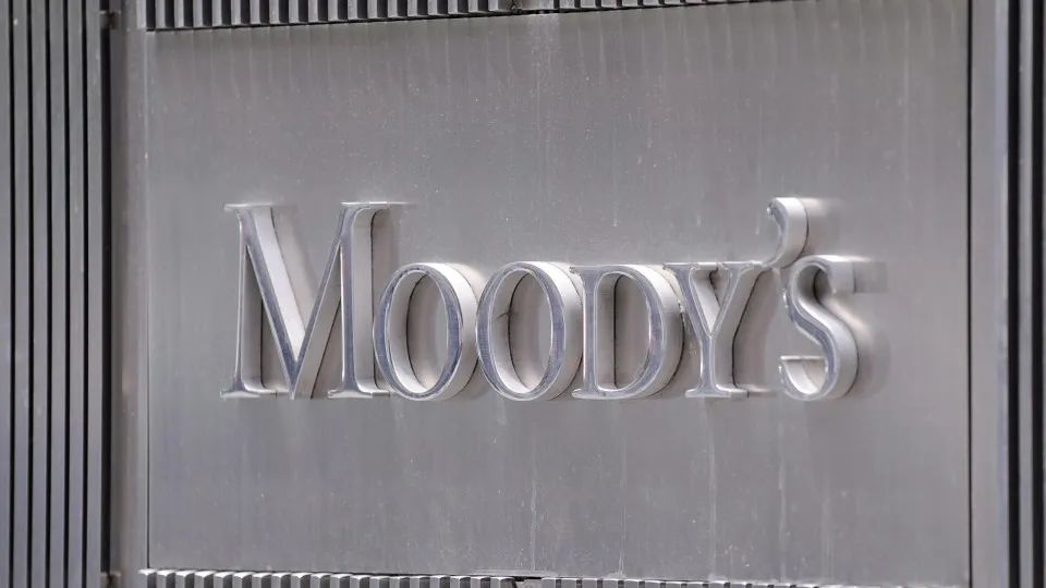 Moody's evaluates Portugal's rating today. "It is possible to improve"