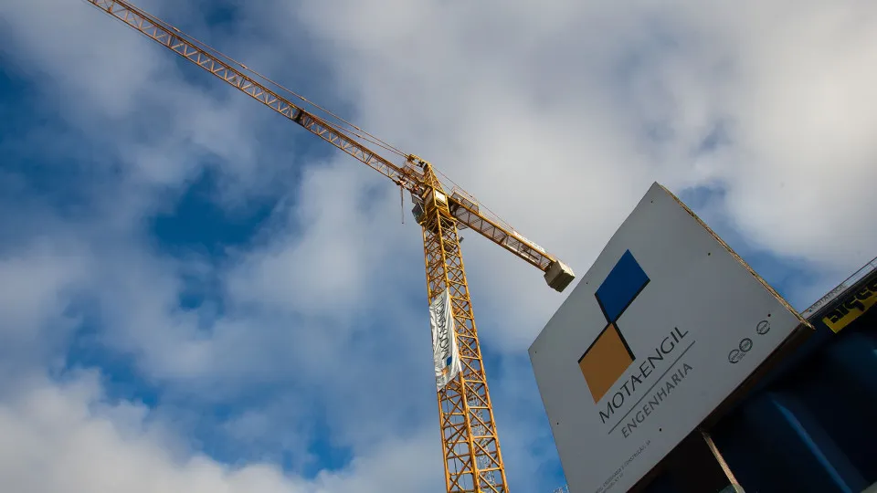 Mota-Engil rises to the 52nd position in the 'top' 100 largest construction companies