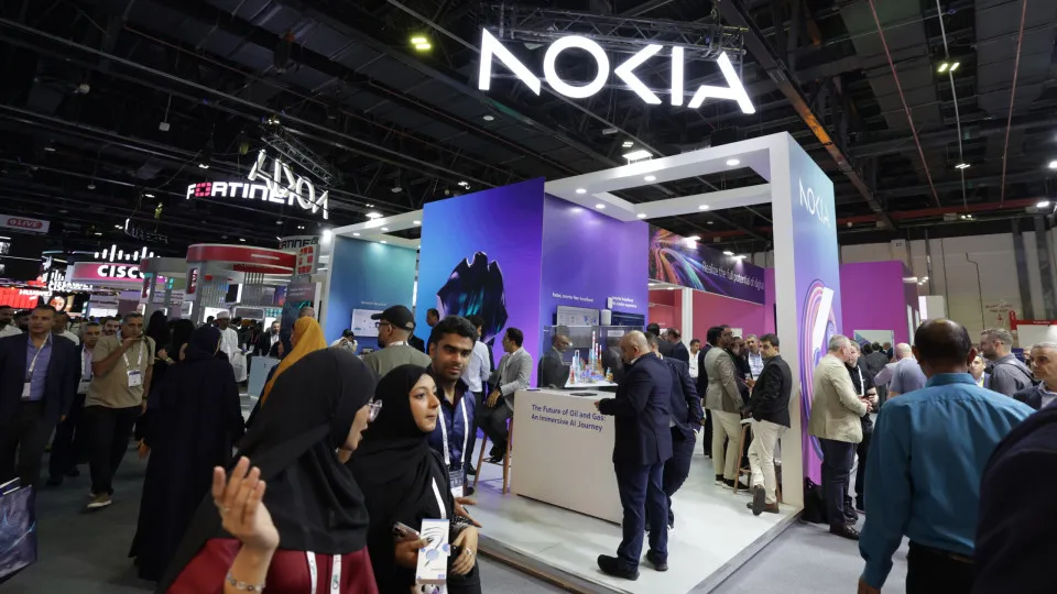 Nokia will restructure operations and advances with a new strategy based on AI
