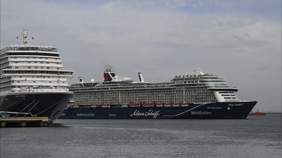 Number of passengers disembarked at ports in the Azores falls for the 3rd month