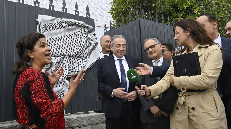 Palestinian ambassador thanks Portugal for recognition: "Happy"